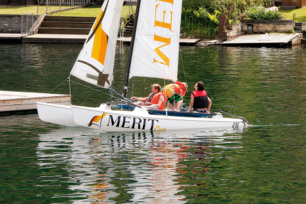 Wassersportschule – Catamaran fahren beim Sporthotel ROYAL X am Millstätter See in Kärnten